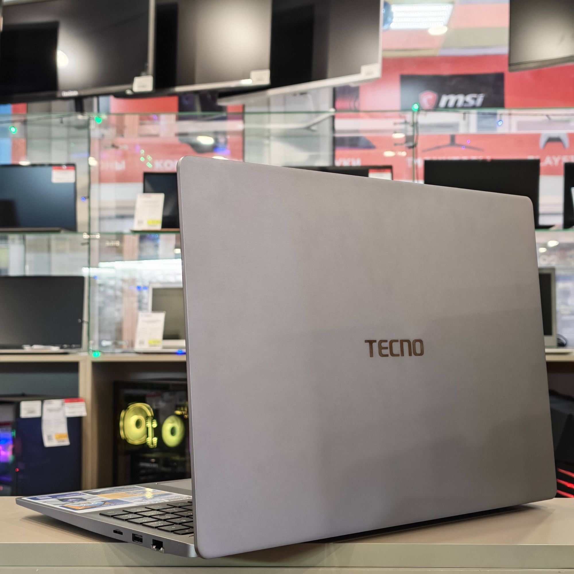 Ноутбук Tecno K16SDA R5-5600H/16Gb/512Gb