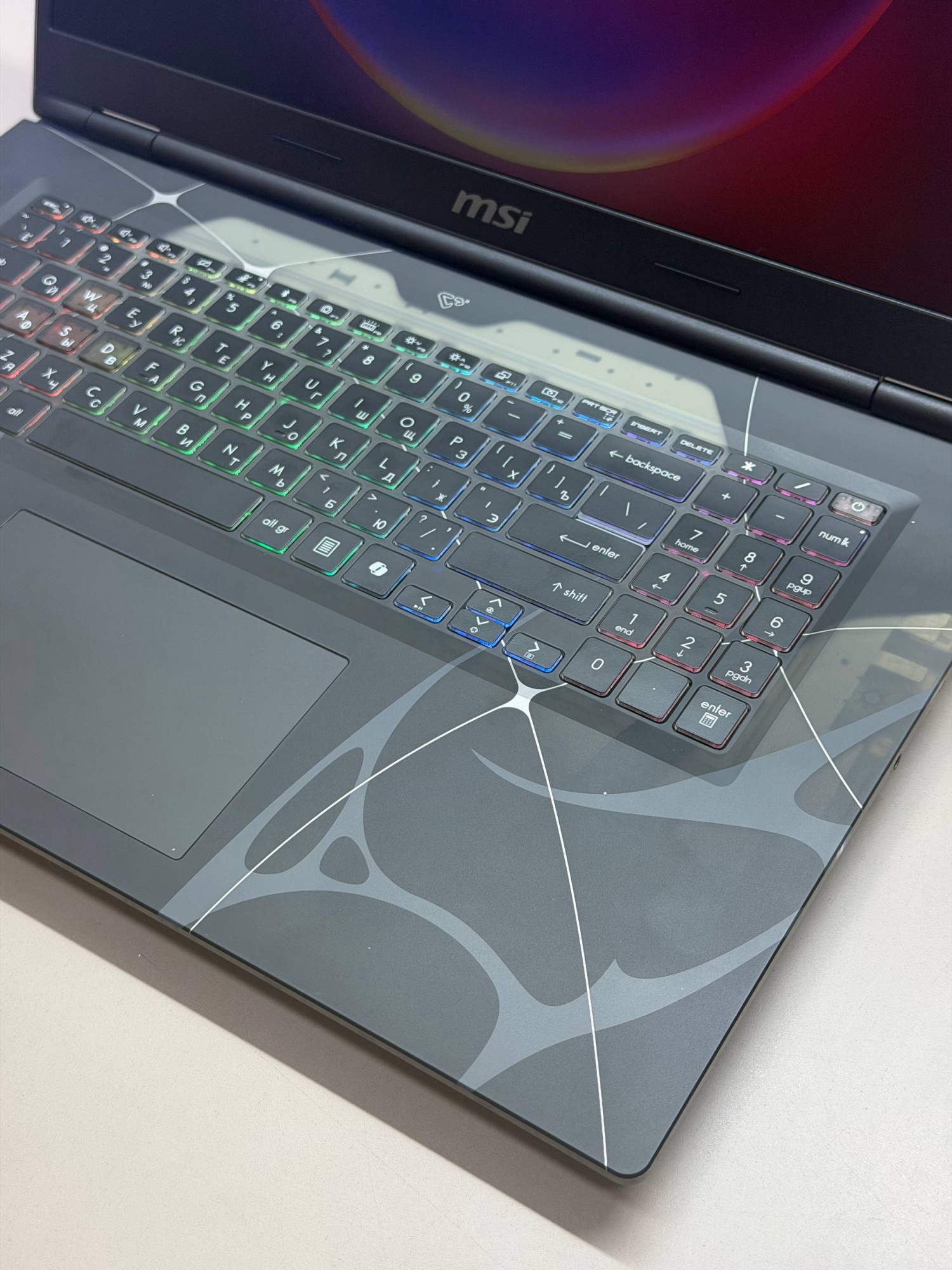 Ноутбук MSI Cyborg 17 B2RWGKG-286XRU Core 7 240H/32Gb DDR5/RTX 5070 8Gb/1TB SSD/17.3(144Hz)