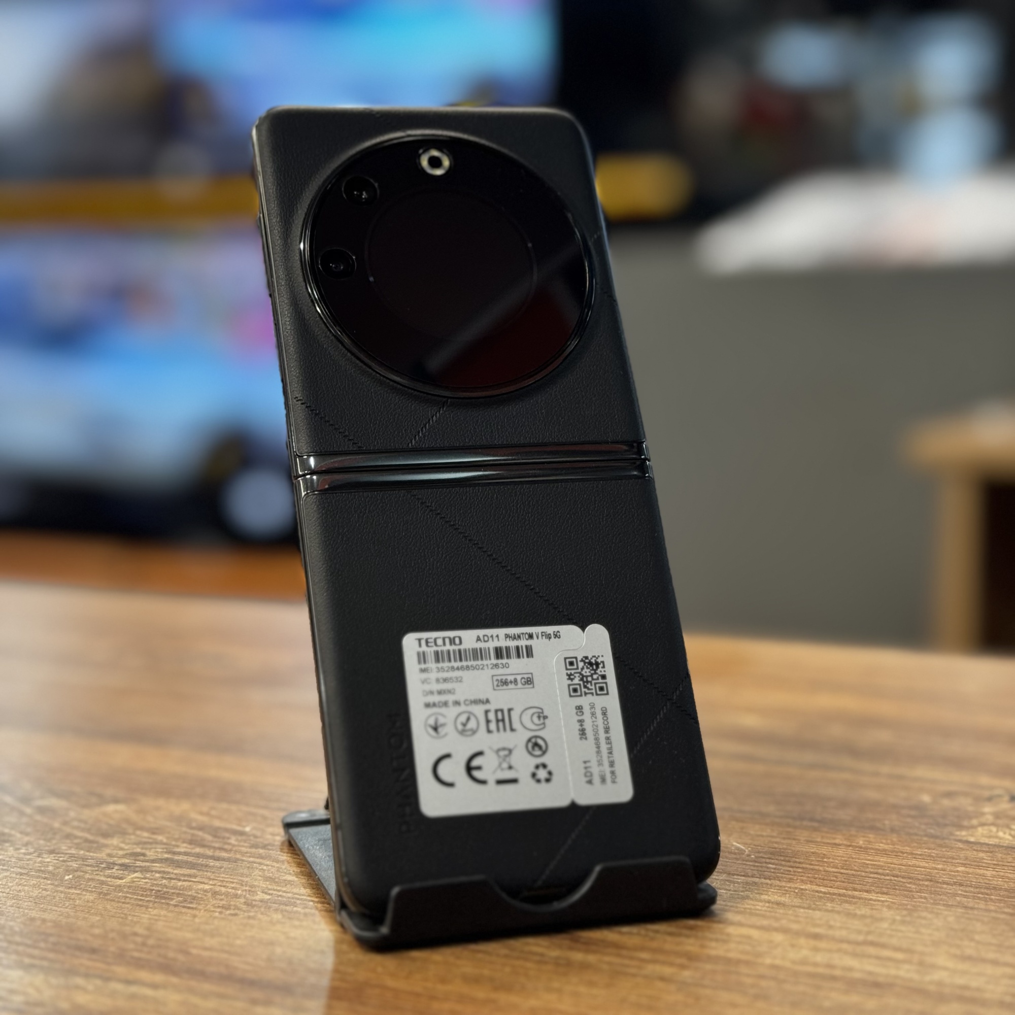 Tecno Phantom V Flip 8/256Gb Черный