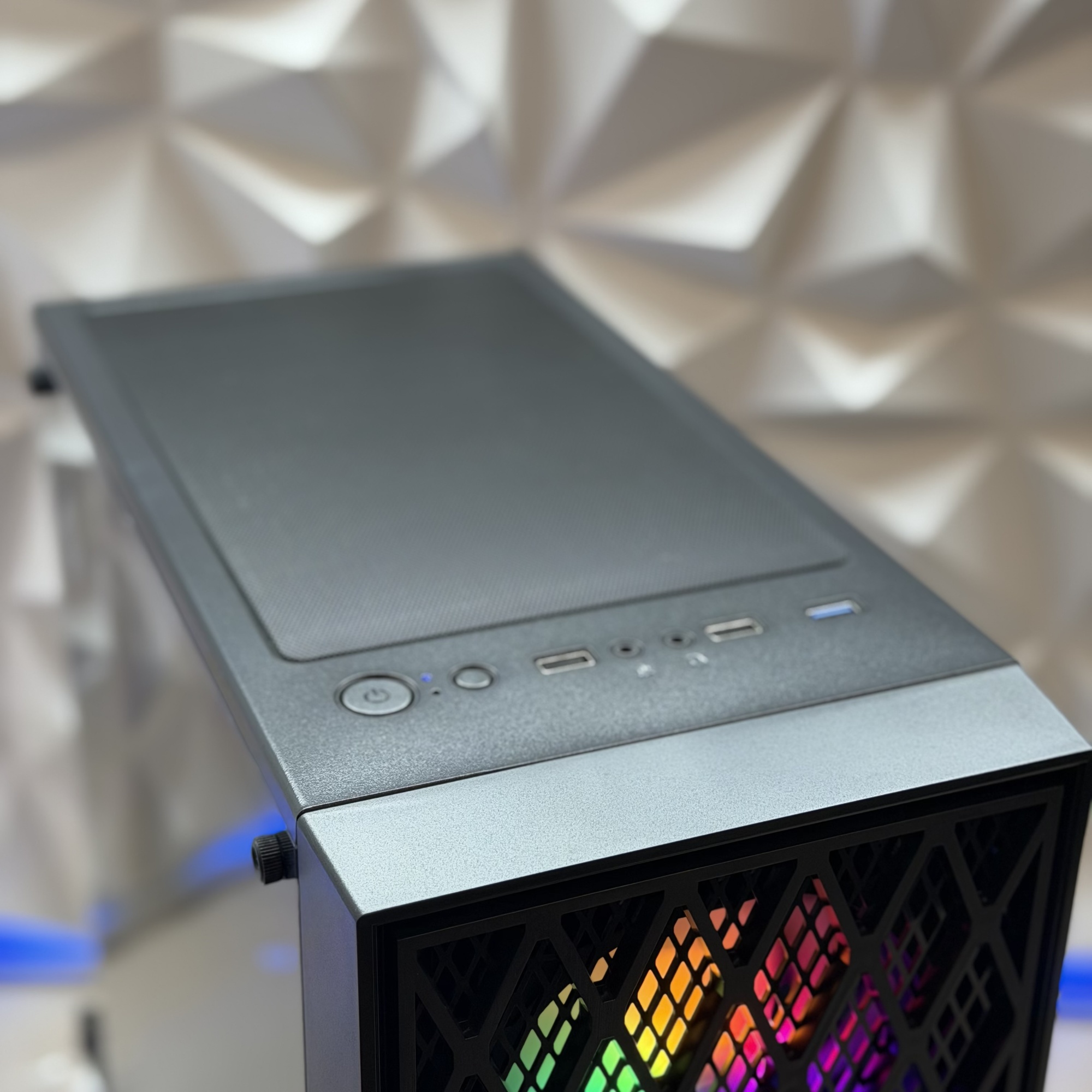 Игровой ПК i5 11400F/RTX 3050 6Gb/16Gb DDR4/512Gb SSD/500W