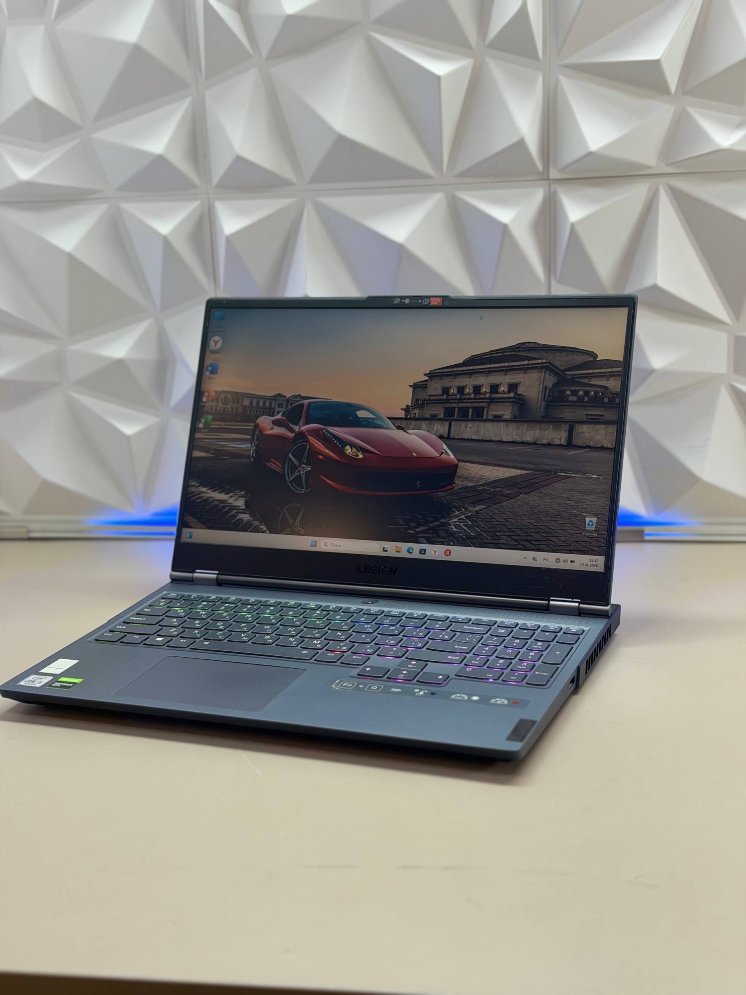 Ноутбук Lenovo Legion 7 15IMH05 i5-10300H/16Gb DDR4/GTX1660Ti 6Gb/512Gb SSD/15.6"