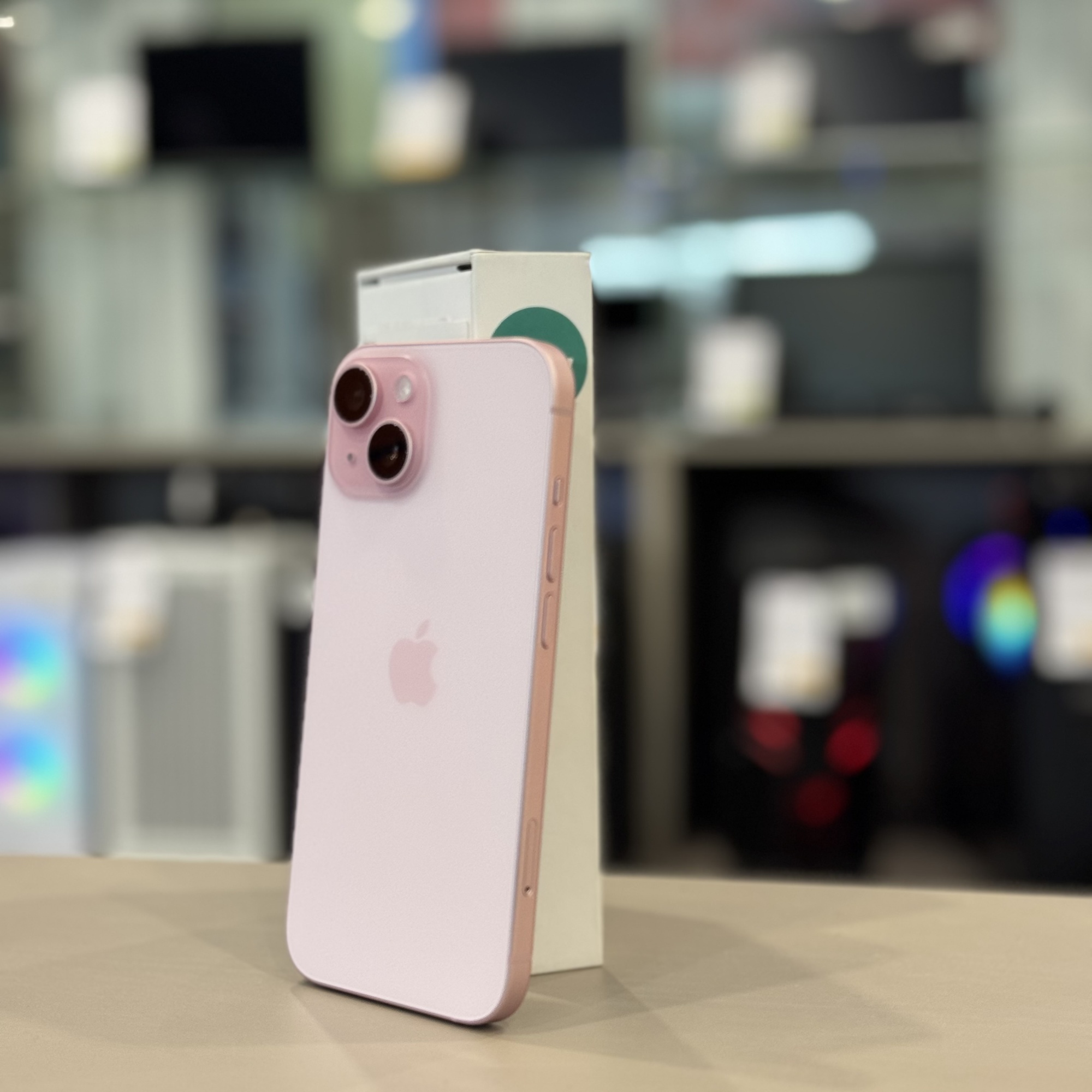 Apple iPhone 15 128Gb Pink