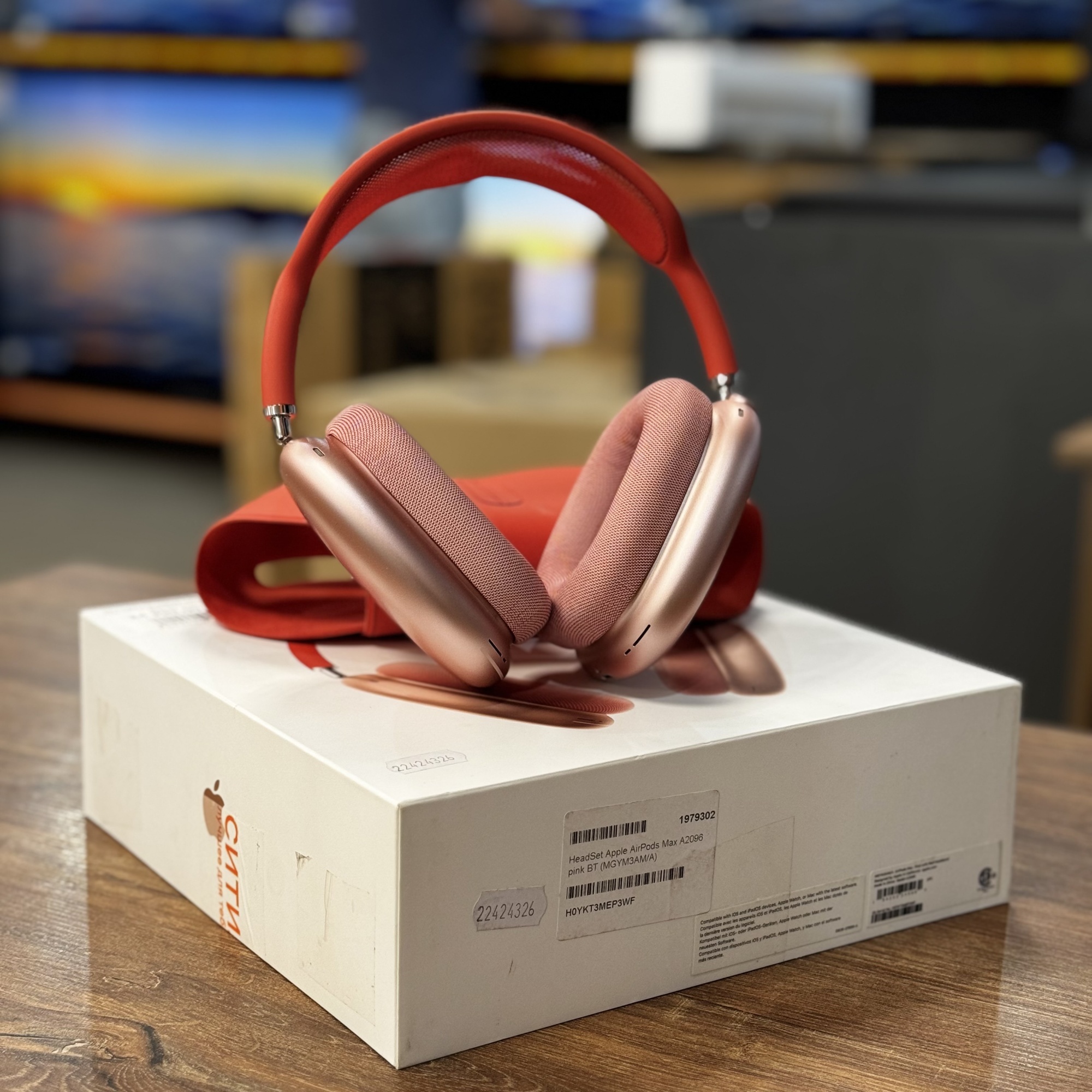 Гарнитура накладные Apple AirPods Max A2096 розовый беспроводные (MGYM3AM/A) Гарнитура накладные Apple AirPods Max A2096 розовый беспроводные (MGYM3AM/A)