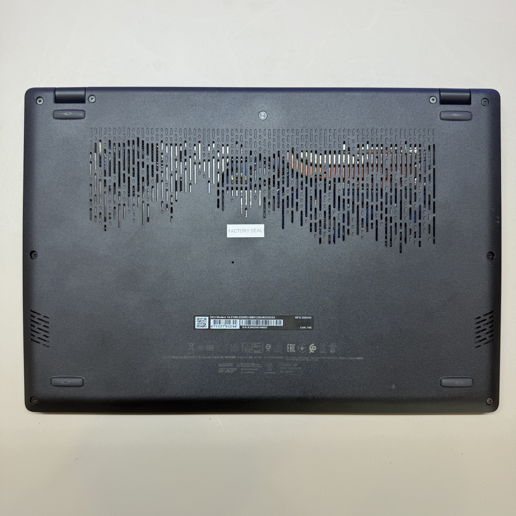 Ноутбук MSI Modern 14 C12M-232XRU