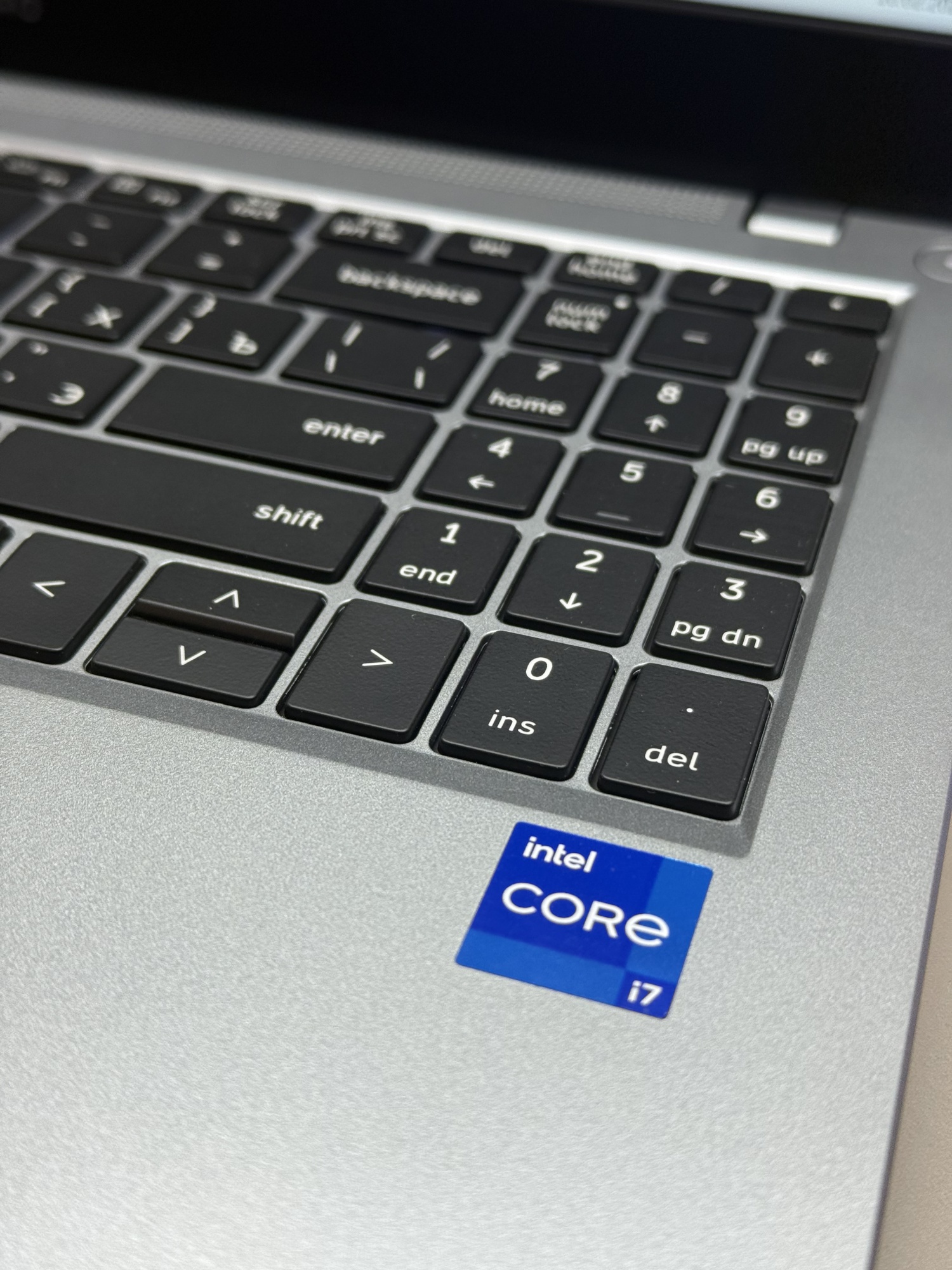 Ноутбук Digma Pro Fortis M i7 1255U/16Gb/SSD512Gb/15.6"/IPS/FHD/W11Pro/grey/4250mAh