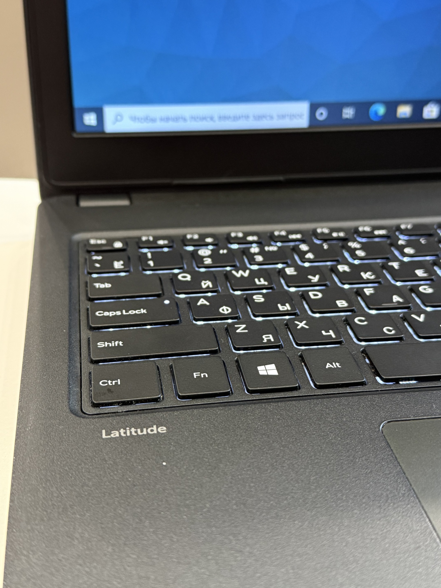 Ноутбук Dell Latitude 3580 i3-6006U 2.0GHz/8Gb DDR4/240Gb SSD/15.6"/черный