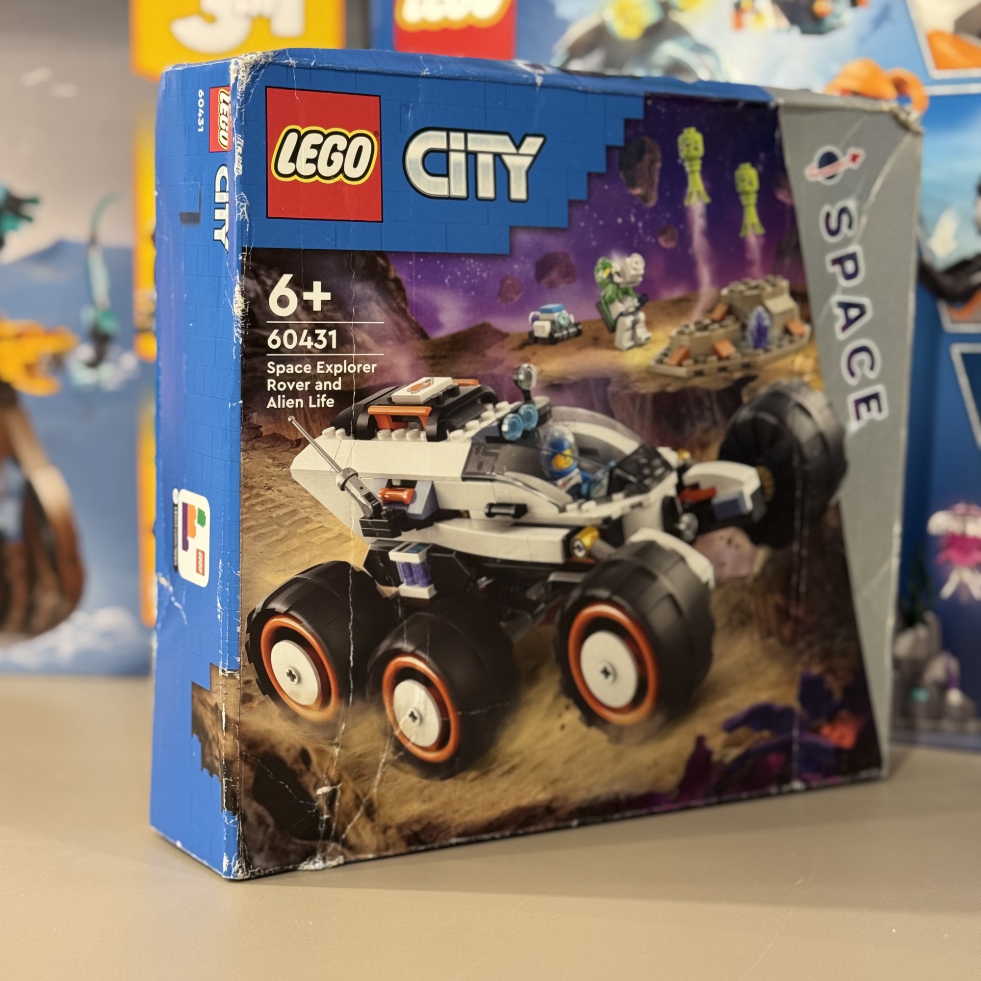 Конструктор Lego City Weltraum Space Explorer Rover and Alien Life, 60431