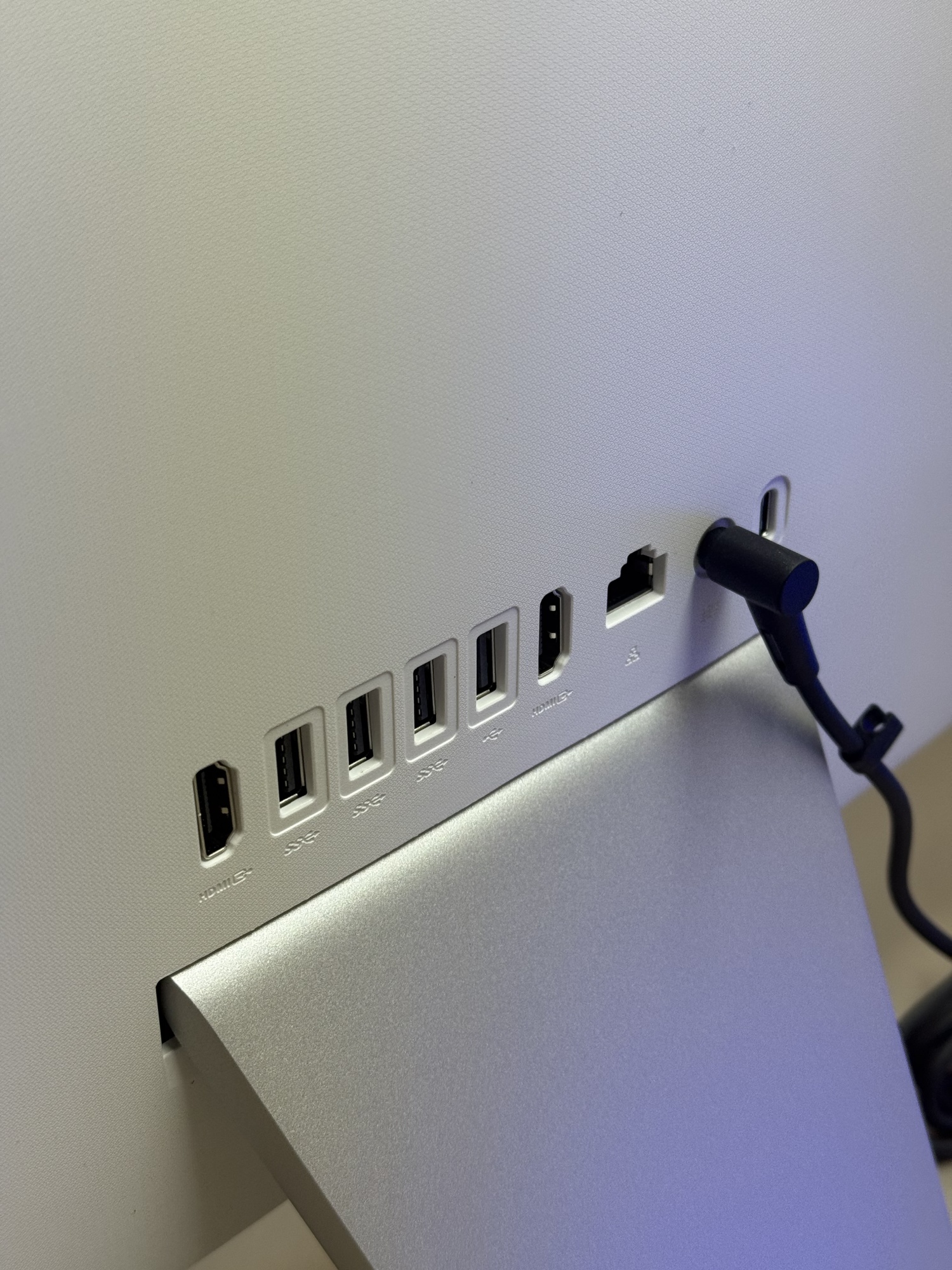 Моноблок Asus E3402WVA-WPC0190 23.8" Full HD i5 1335U/16Gb/SSD512Gb Iris Xe/CR/noOS/kb/m/белый