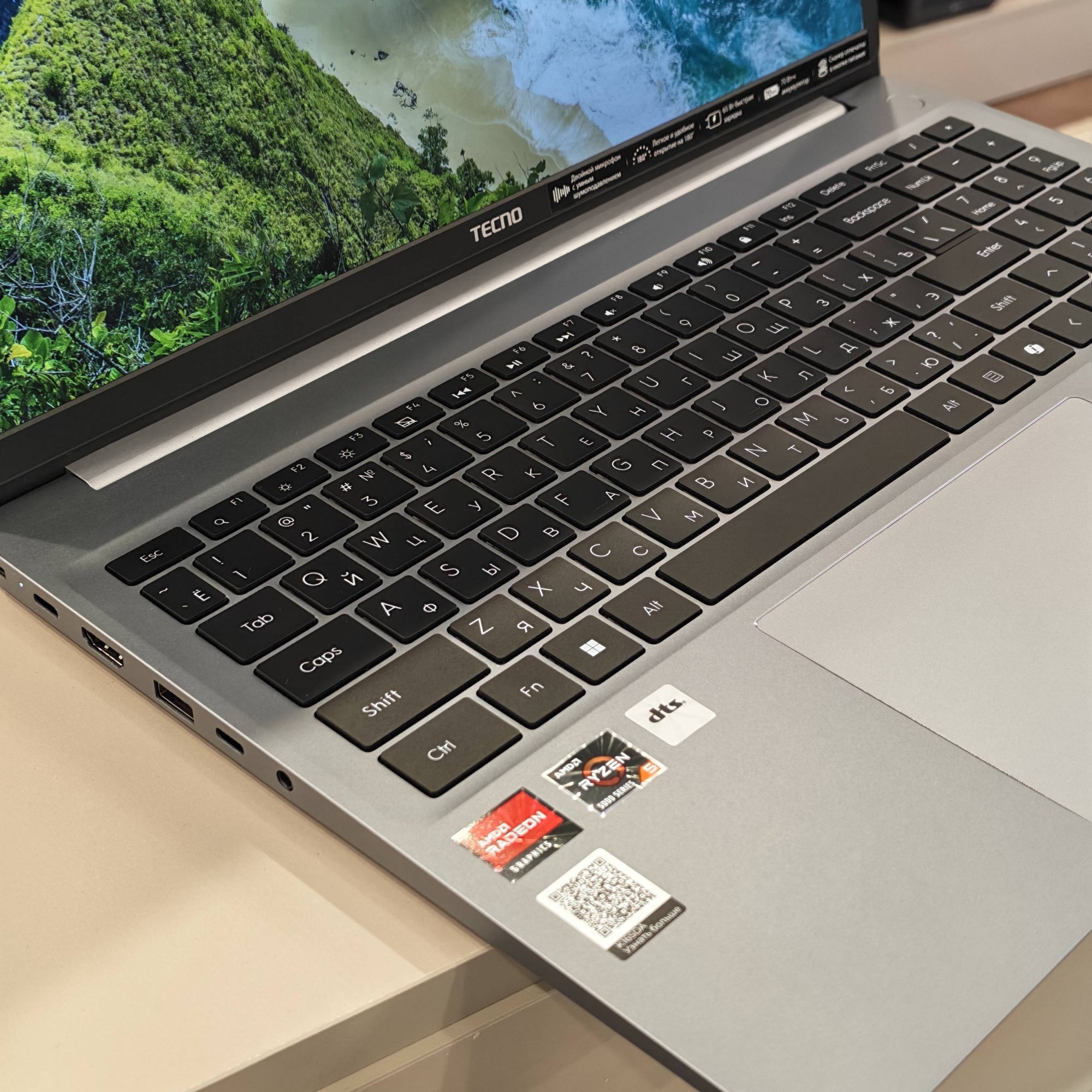 Ноутбук Tecno K16SDA R5-5600H/16Gb/512Gb