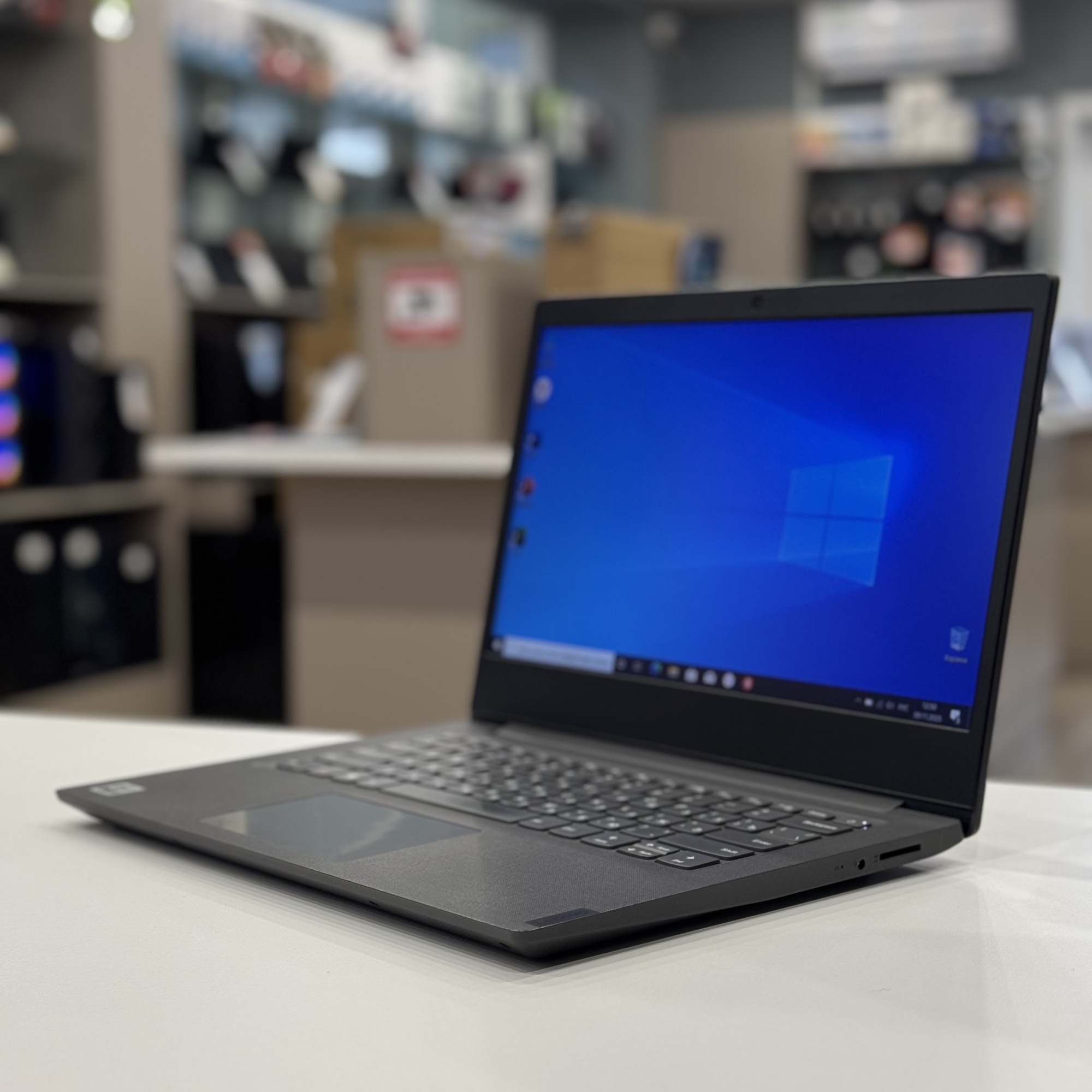 Ноутбук Lenovo v14 IIL Intel Core i5 1035G1/8Gb DDR4/SSD 128Gb/HDD 500Gb/Intel UHD/14" FHD/серый