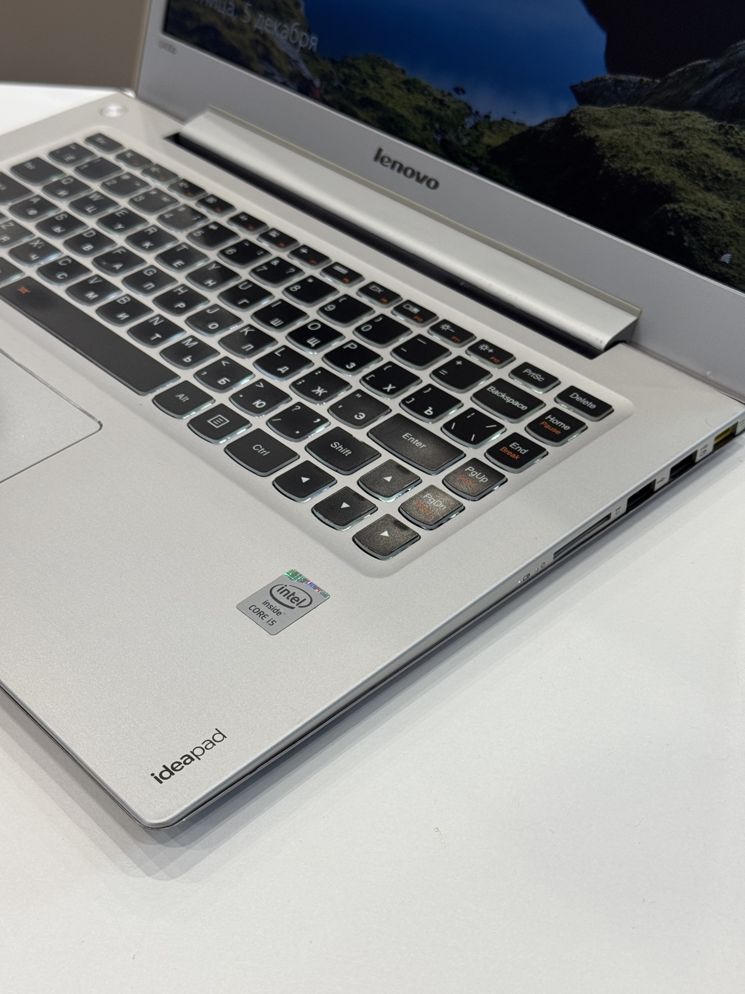 Ноутбук Lenovo IdeaPad U430P Core i5-4200U 1.6GHz/8Gb DDR3/256Gb SSD/14"/1366x768